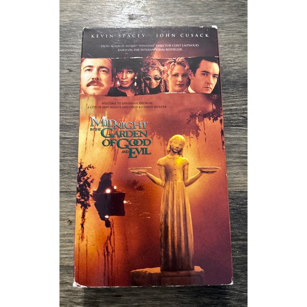 Warner Bros Midnight in the Garden of Good and Evil VHS Good Kevin Spacey 1997